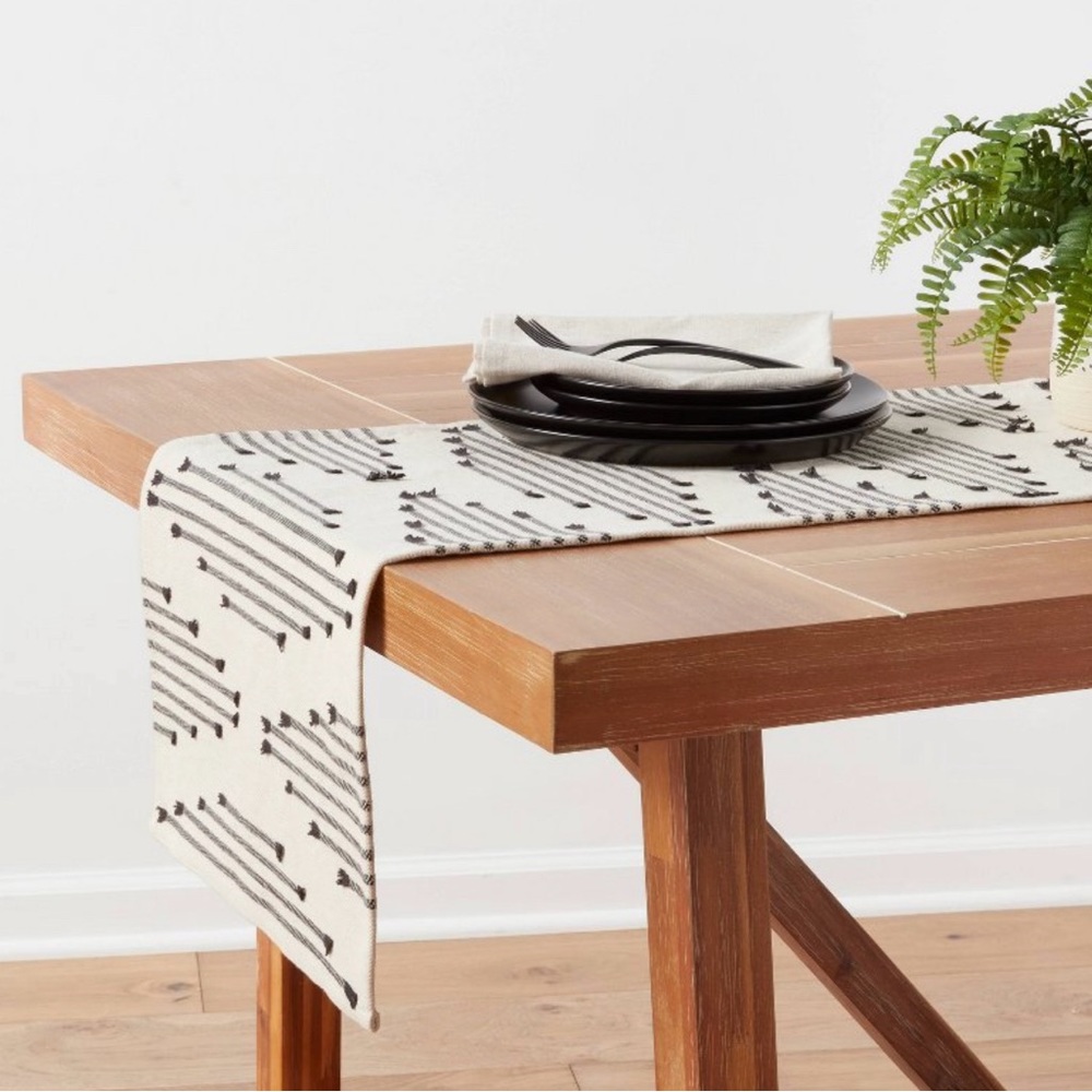 Threshold 72”x14” cotton modern diamond southwestern boho table runner
